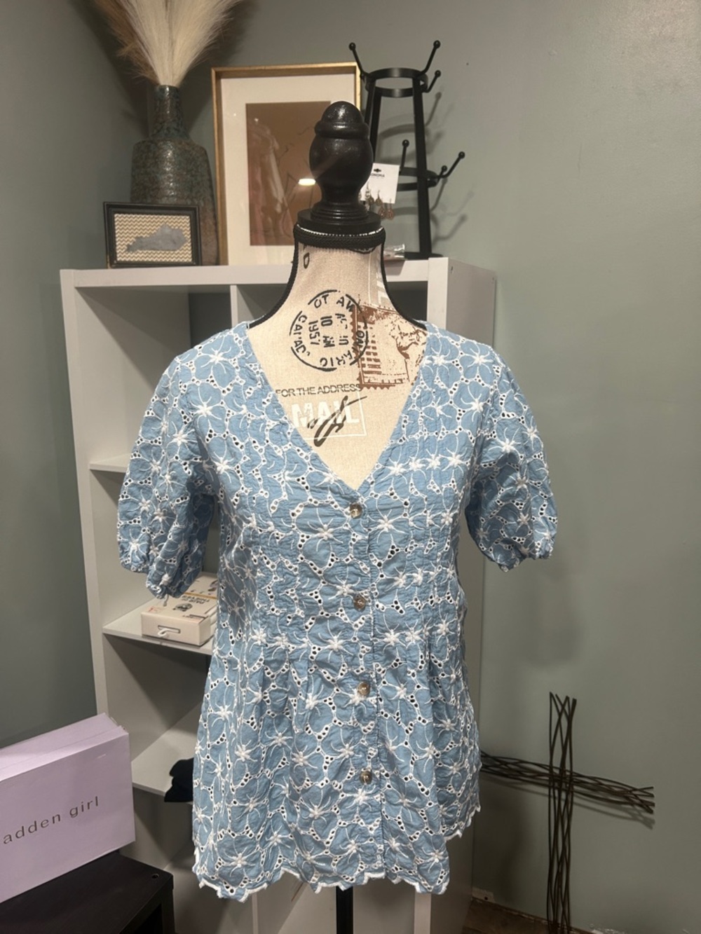 Light Blue Eyelet Short Sleeve V-Neck Top